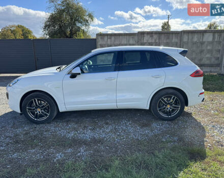 Білий Порше Cayenne, об'ємом двигуна 2.99 л та пробігом 151 тис. км за 31500 $, фото 13 на Automoto.ua
