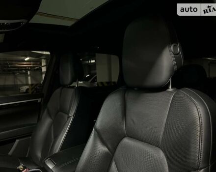 Белый Порше Каен, объемом двигателя 3.6 л и пробегом 147 тыс. км за 27900 $, фото 30 на Automoto.ua