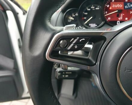 Белый Порше Каен, объемом двигателя 3.6 л и пробегом 143 тыс. км за 39999 $, фото 50 на Automoto.ua