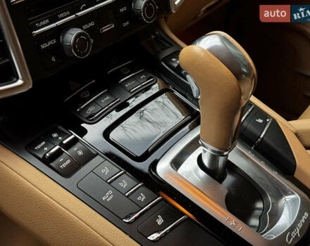 Белый Порше Каен, объемом двигателя 3.6 л и пробегом 96 тыс. км за 39690 $, фото 23 на Automoto.ua