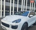 Белый Порше Каен, объемом двигателя 2.97 л и пробегом 115 тыс. км за 36000 $, фото 1 на Automoto.ua