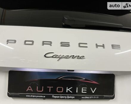 Белый Порше Каен, объемом двигателя 3.6 л и пробегом 147 тыс. км за 27900 $, фото 18 на Automoto.ua