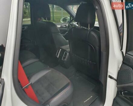 Белый Порше Каен, объемом двигателя 3.6 л и пробегом 143 тыс. км за 39999 $, фото 34 на Automoto.ua