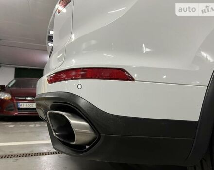 Белый Порше Каен, объемом двигателя 3.6 л и пробегом 147 тыс. км за 27900 $, фото 20 на Automoto.ua