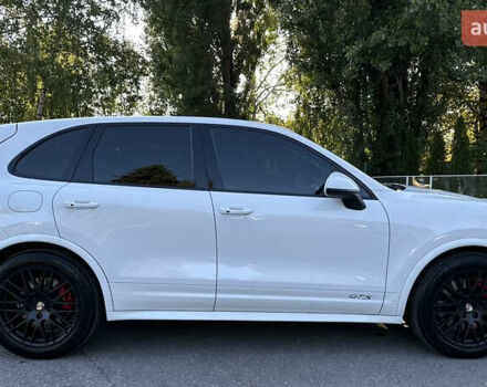 Білий Порше Cayenne, об'ємом двигуна 3.6 л та пробігом 132 тис. км за 34500 $, фото 4 на Automoto.ua