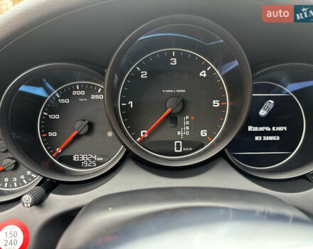 Белый Порше Каен, объемом двигателя 2.97 л и пробегом 180 тыс. км за 34000 $, фото 38 на Automoto.ua