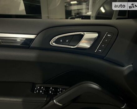 Белый Порше Каен, объемом двигателя 3.6 л и пробегом 147 тыс. км за 27900 $, фото 25 на Automoto.ua