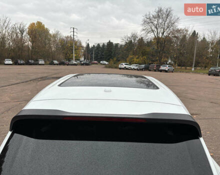 Белый Порше Каен, объемом двигателя 2.97 л и пробегом 180 тыс. км за 34000 $, фото 16 на Automoto.ua