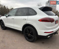 Белый Порше Каен, объемом двигателя 2.97 л и пробегом 180 тыс. км за 34000 $, фото 8 на Automoto.ua