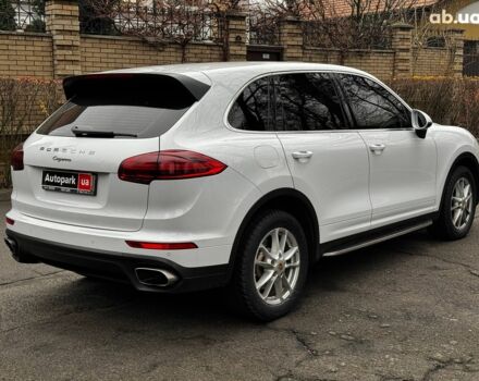 Білий Порше Cayenne, об'ємом двигуна 3.6 л та пробігом 96 тис. км за 39690 $, фото 7 на Automoto.ua