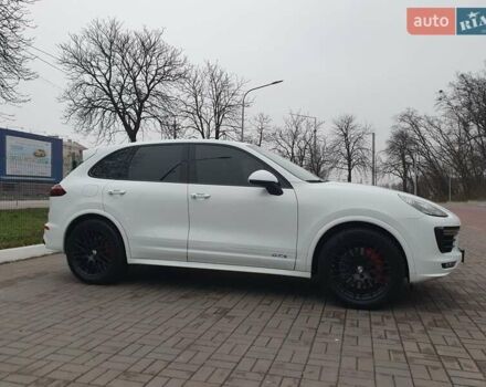 Белый Порше Каен, объемом двигателя 3.6 л и пробегом 143 тыс. км за 39999 $, фото 12 на Automoto.ua