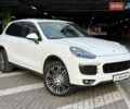 Белый Порше Каен, объемом двигателя 3.6 л и пробегом 209 тыс. км за 23990 $, фото 1 на Automoto.ua