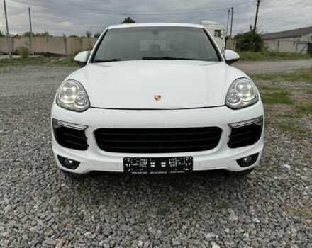 Білий Порше Cayenne, об'ємом двигуна 2.99 л та пробігом 151 тис. км за 31500 $, фото 23 на Automoto.ua