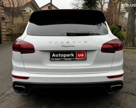 Білий Порше Cayenne, об'ємом двигуна 3.6 л та пробігом 96 тис. км за 39690 $, фото 8 на Automoto.ua