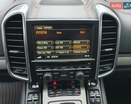 Белый Порше Каен, объемом двигателя 3.6 л и пробегом 143 тыс. км за 39999 $, фото 45 на Automoto.ua