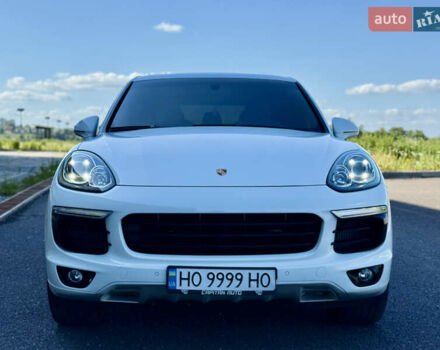 Білий Порше Cayenne, об'ємом двигуна 3 л та пробігом 206 тис. км за 31000 $, фото 1 на Automoto.ua