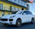 Білий Порше Cayenne, об'ємом двигуна 3 л та пробігом 206 тис. км за 31000 $, фото 2 на Automoto.ua
