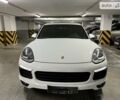 Белый Порше Каен, объемом двигателя 3.6 л и пробегом 147 тыс. км за 27900 $, фото 3 на Automoto.ua