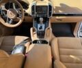 Белый Порше Каен, объемом двигателя 3.6 л и пробегом 115 тыс. км за 27000 $, фото 7 на Automoto.ua