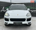 Белый Порше Каен, объемом двигателя 3.6 л и пробегом 62 тыс. км за 29999 $, фото 2 на Automoto.ua