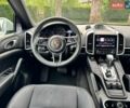 Белый Порше Каен, объемом двигателя 3.6 л и пробегом 134 тыс. км за 31900 $, фото 41 на Automoto.ua