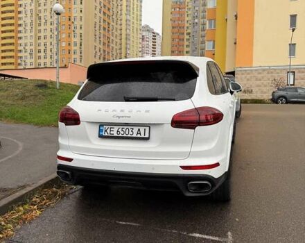 Порше Cayenne 2016 у Києві на Automoto.ua Білий Порше Cayenne, об'ємом двигуна 3.6 л та пробігом 167 тис. км за 24000 $, фото 11 на Automoto.ua
