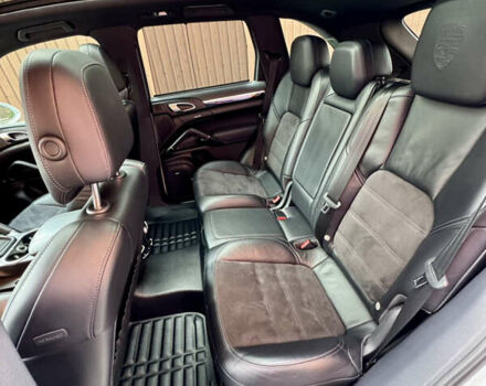 Белый Порше Каен, объемом двигателя 2.97 л и пробегом 120 тыс. км за 43500 $, фото 9 на Automoto.ua