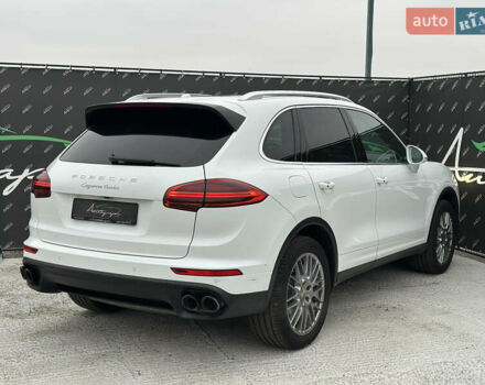 Белый Порше Каен, объемом двигателя 3.6 л и пробегом 62 тыс. км за 29999 $, фото 37 на Automoto.ua