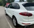 Белый Порше Каен, объемом двигателя 3.6 л и пробегом 110 тыс. км за 39500 $, фото 3 на Automoto.ua