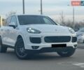 Белый Порше Каен, объемом двигателя 3.6 л и пробегом 139 тыс. км за 30999 $, фото 1 на Automoto.ua
