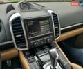 Белый Порше Каен, объемом двигателя 3.6 л и пробегом 150 тыс. км за 30000 $, фото 4 на Automoto.ua