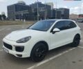 Белый Порше Каен, объемом двигателя 3.6 л и пробегом 139 тыс. км за 26900 $, фото 1 на Automoto.ua