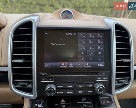 Белый Порше Каен, объемом двигателя 3.6 л и пробегом 70 тыс. км за 27000 $, фото 37 на Automoto.ua