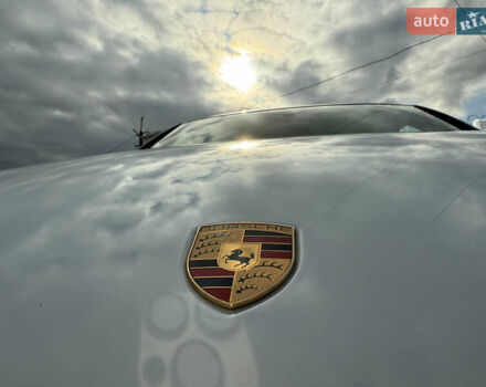 Белый Порше Каен, объемом двигателя 3.6 л и пробегом 70 тыс. км за 27000 $, фото 41 на Automoto.ua