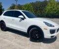 Белый Порше Каен, объемом двигателя 3.6 л и пробегом 102 тыс. км за 5900 $, фото 2 на Automoto.ua