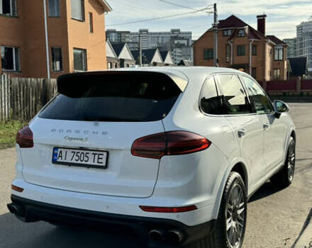 Білий Порше Cayenne, об'ємом двигуна 3 л та пробігом 99 тис. км за 32500 $, фото 7 на Automoto.ua