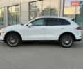 Белый Порше Каен, объемом двигателя 3.6 л и пробегом 62 тыс. км за 32999 $, фото 3 на Automoto.ua