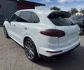 Белый Порше Каен, объемом двигателя 3.6 л и пробегом 80 тыс. км за 10000 $, фото 4 на Automoto.ua