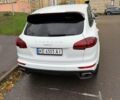 Порше Cayenne 2016 у Києві на Automoto.ua Білий Порше Cayenne, об'ємом двигуна 3.6 л та пробігом 167 тис. км за 24000 $, фото 3 на Automoto.ua