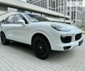 Білий Порше Cayenne, об'ємом двигуна 2.97 л та пробігом 121 тис. км за 47744 $, фото 1 на Automoto.ua