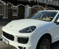 Білий Порше Cayenne, об'ємом двигуна 3 л та пробігом 99 тис. км за 32500 $, фото 2 на Automoto.ua