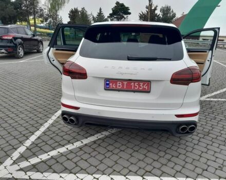 Білий Порше Cayenne, об'ємом двигуна 0.36 л та пробігом 152 тис. км за 33000 $, фото 1 на Automoto.ua