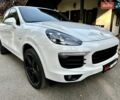 Білий Порше Cayenne, об'ємом двигуна 3 л та пробігом 129 тис. км за 37500 $, фото 1 на Automoto.ua