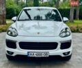 Белый Порше Каен, объемом двигателя 3.6 л и пробегом 134 тыс. км за 31900 $, фото 1 на Automoto.ua
