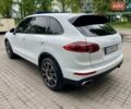 Белый Порше Каен, объемом двигателя 3.6 л и пробегом 148 тыс. км за 32000 $, фото 3 на Automoto.ua