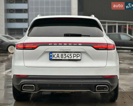 Белый Порше Каен, объемом двигателя 3 л и пробегом 179 тыс. км за 47800 $, фото 24 на Automoto.ua