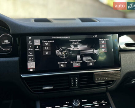 Белый Порше Каен, объемом двигателя 3 л и пробегом 105 тыс. км за 48500 $, фото 35 на Automoto.ua