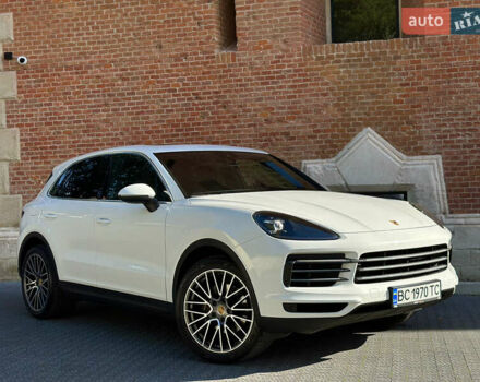 Белый Порше Каен, объемом двигателя 3 л и пробегом 105 тыс. км за 48500 $, фото 1 на Automoto.ua