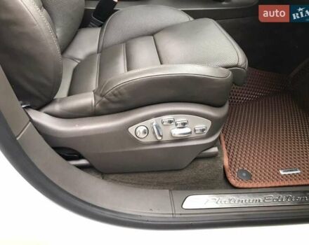 Білий Порше Cayenne, об'ємом двигуна 3.6 л та пробігом 89 тис. км за 32900 $, фото 33 на Automoto.ua