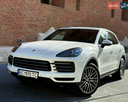 Белый Порше Каен, объемом двигателя 3 л и пробегом 105 тыс. км за 48500 $, фото 3 на Automoto.ua
